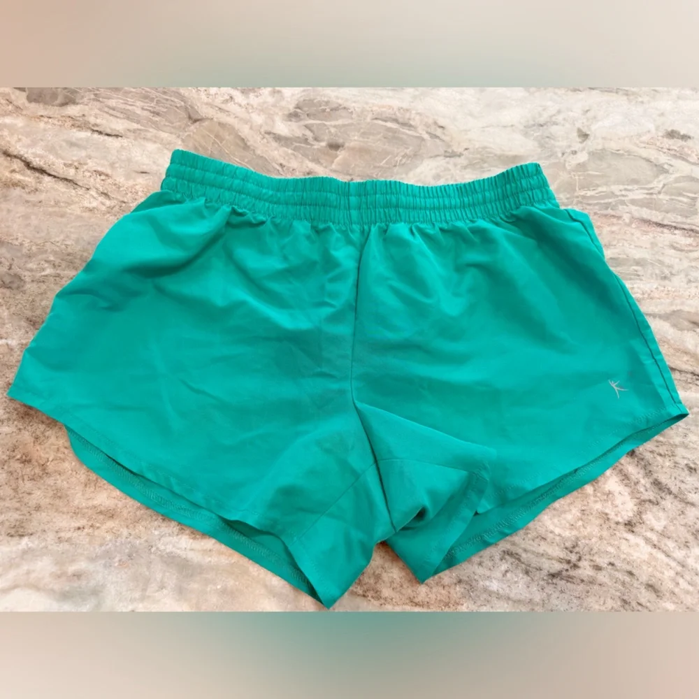 Danskin Now Teal Athletic Shorts Women Small 4-6 Lightweight Workout Gym